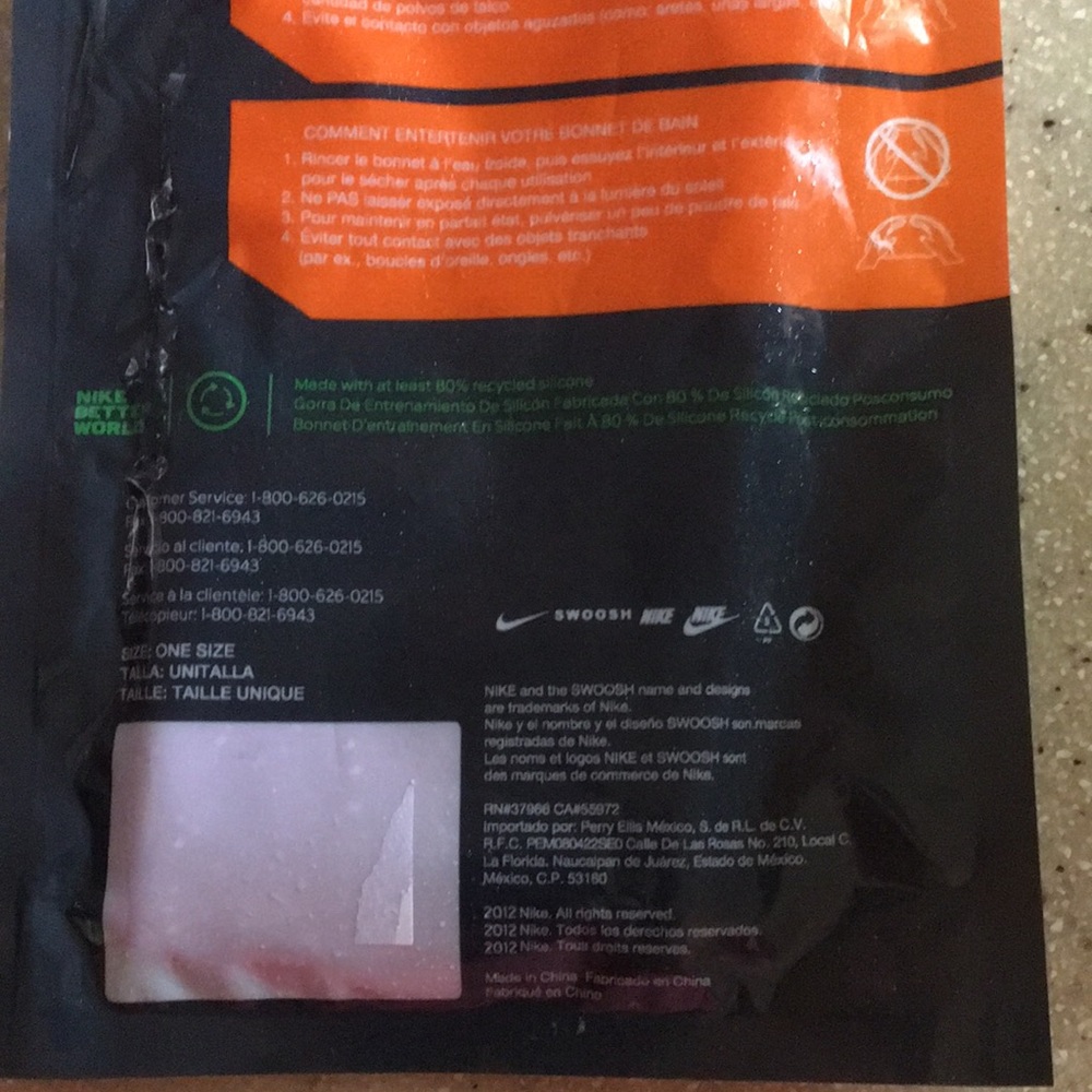 Nike swim cap - Picture 5 of 5